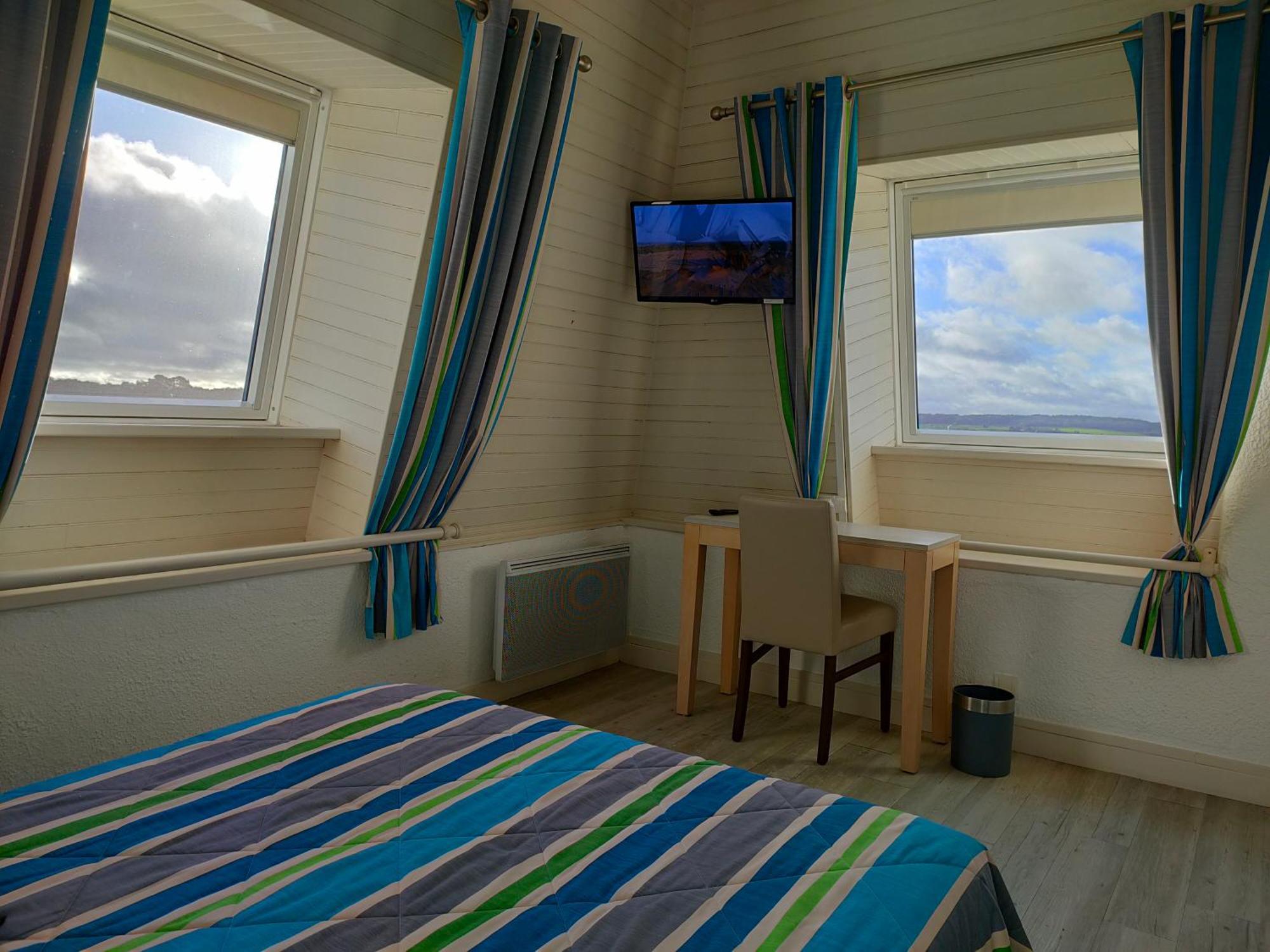 Lézardrieux Hotel Le Littoral מראה חיצוני תמונה